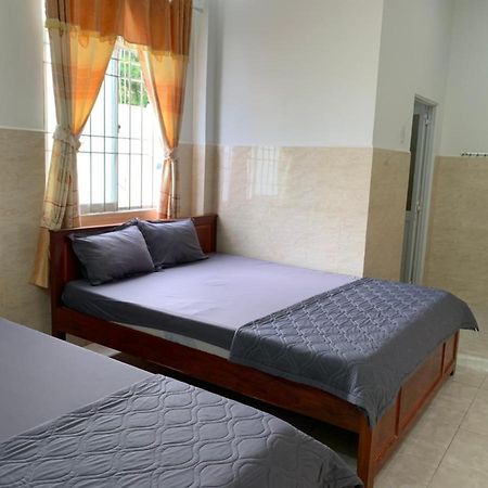 Bed and Breakfast Nha Nghi Ty Hoa Nam Du Exterior foto