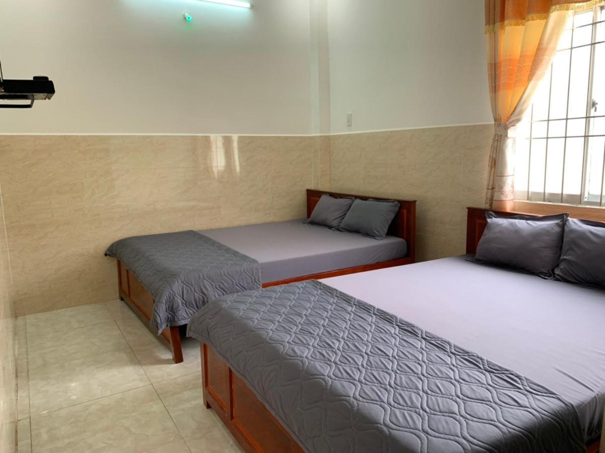 Bed and Breakfast Nha Nghi Ty Hoa Nam Du Exterior foto